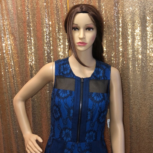 Dress - Picture 4 of 4